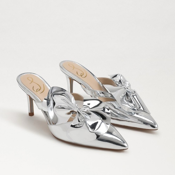 The Ultimate Holiday Party Kitten Heel 🎀 - Picture 5 of 5